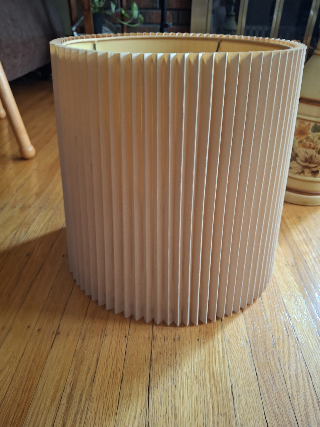 Vintage Table Lamp with Pleated Shade - photo 3