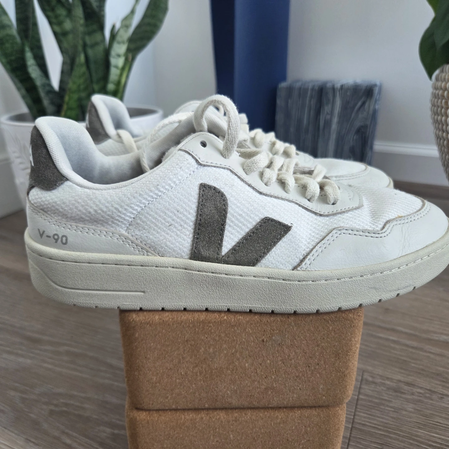 Veja V-90 Sneakers