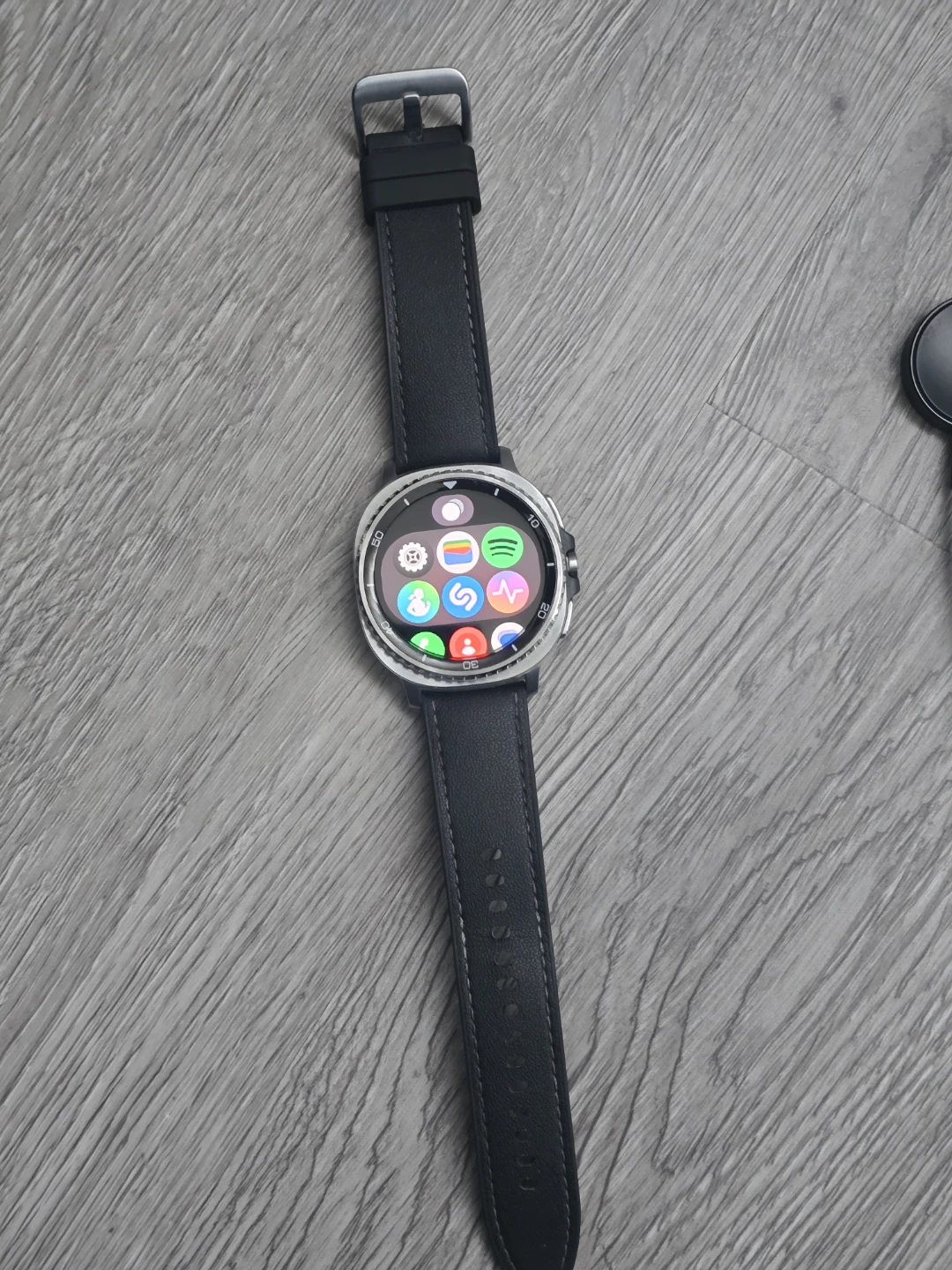 Samsung Galaxy Watch 8 Classic (LTE)
