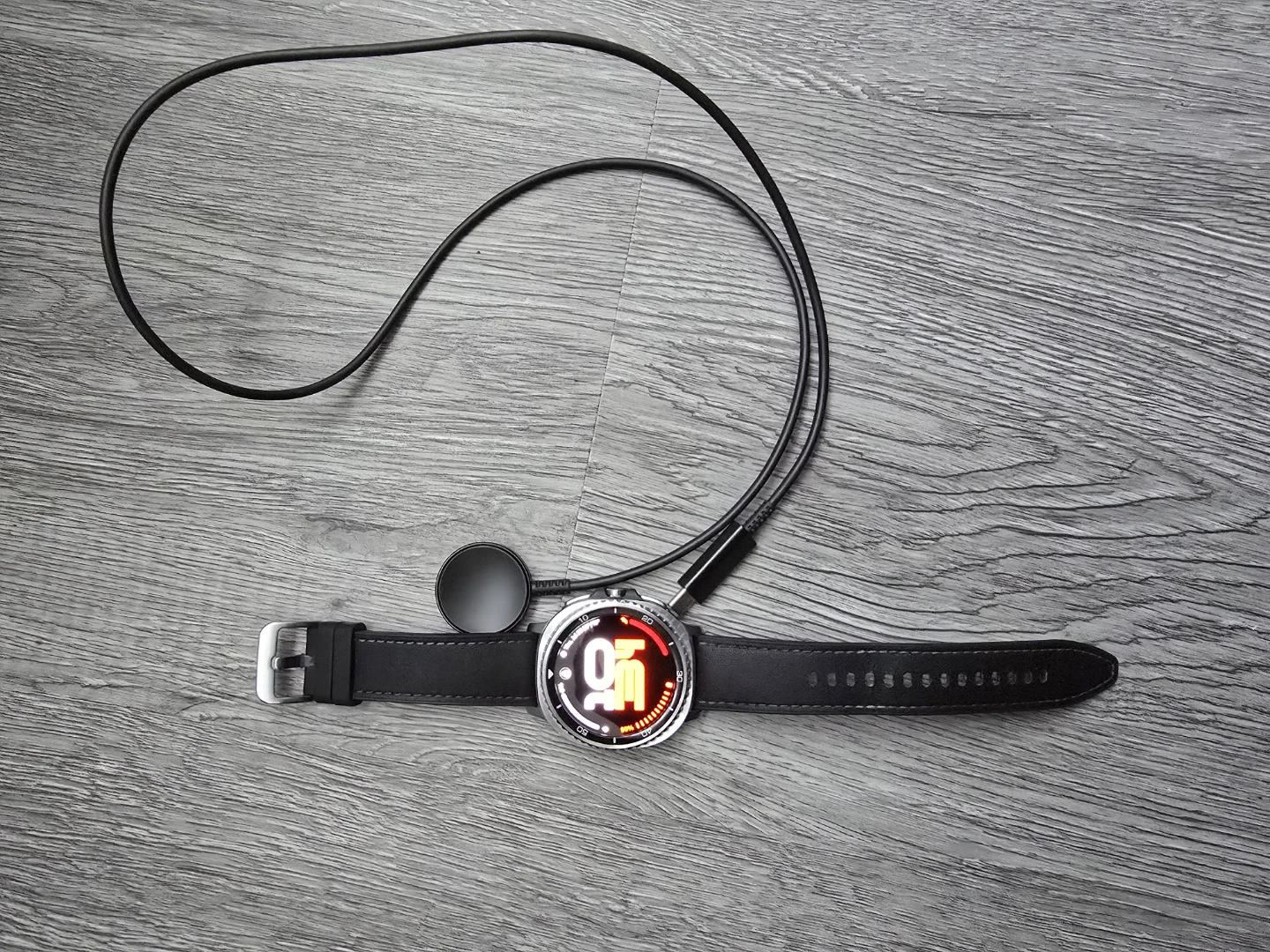 Samsung Galaxy Watch 8 Classic (LTE) - photo 3