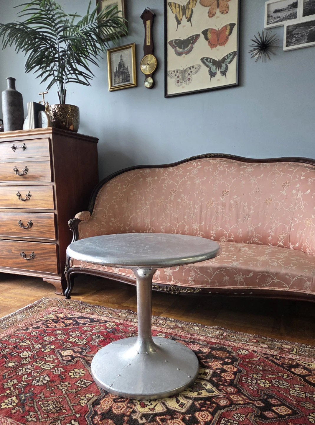 Industrial Design Aviation Style Tulip Coffee Table - photo 4