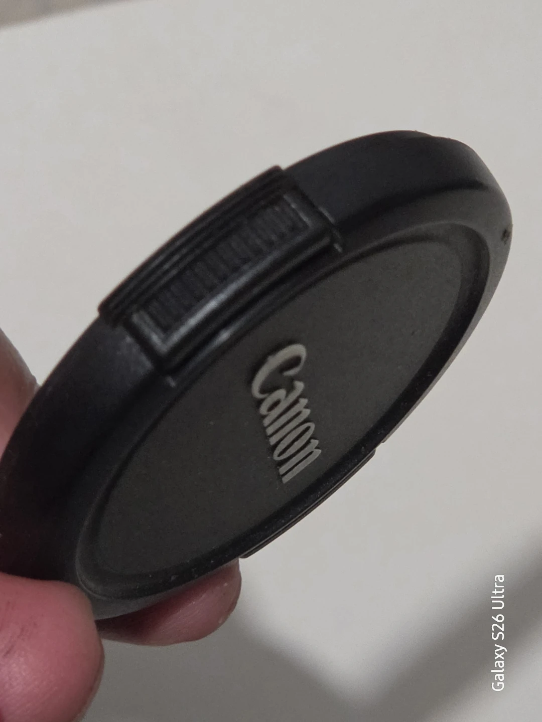 Canon E-52mm Lens Cap - photo 2
