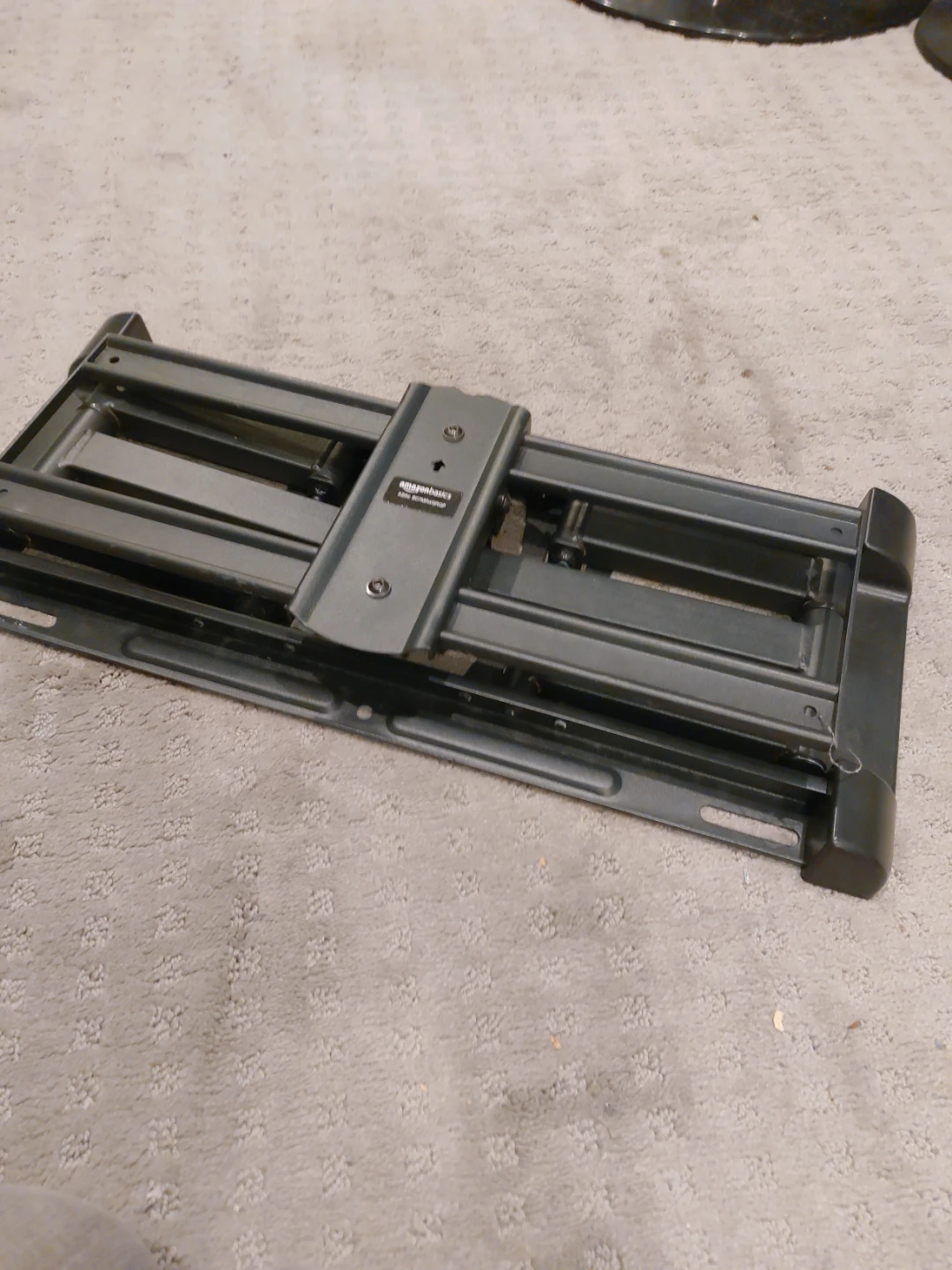 Amazon Basics TV Mount Stand