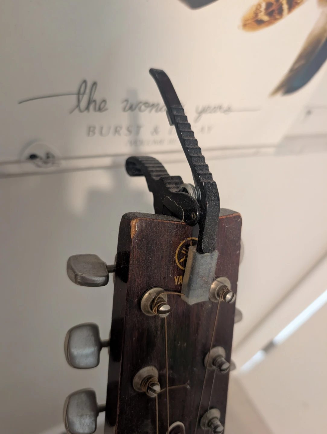 Yamaha FG-160 Acoustic Guitar - photo 3