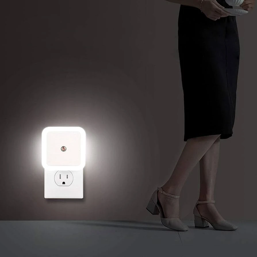 LED Night Light w/ Dusk to Dawn Sensor, Daylight White, 6-Pack - photo 4