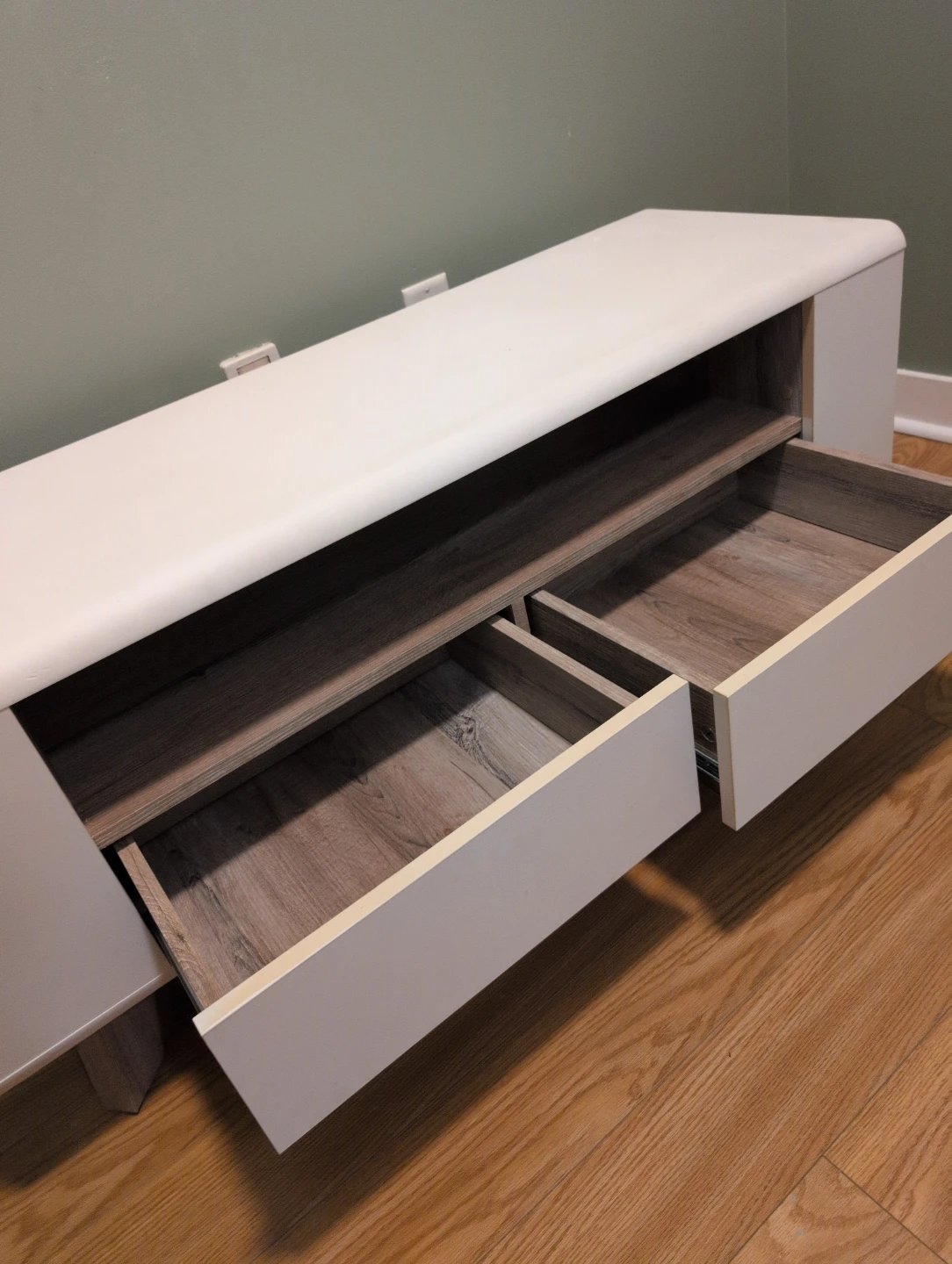 STRUCTUBE - Chelsea TV Stand / Media Unit - EXCELLENT Condition - photo 2