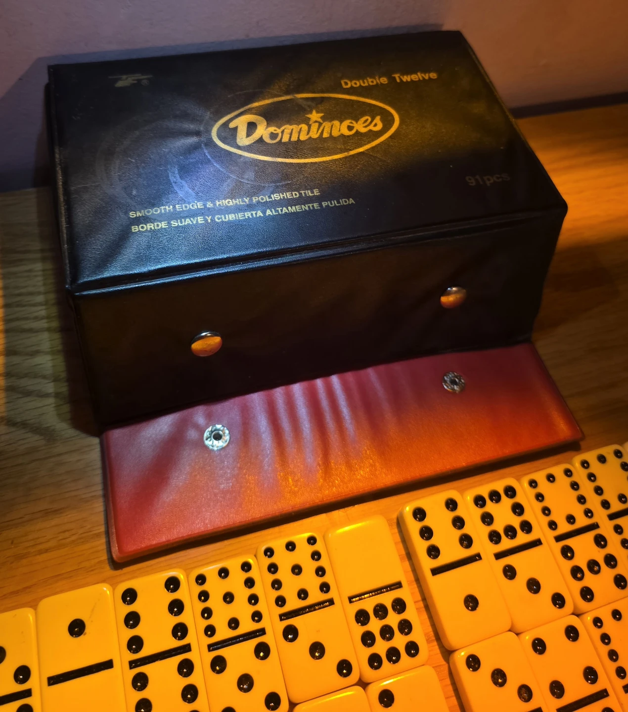 Double Twelve Dominoes Set