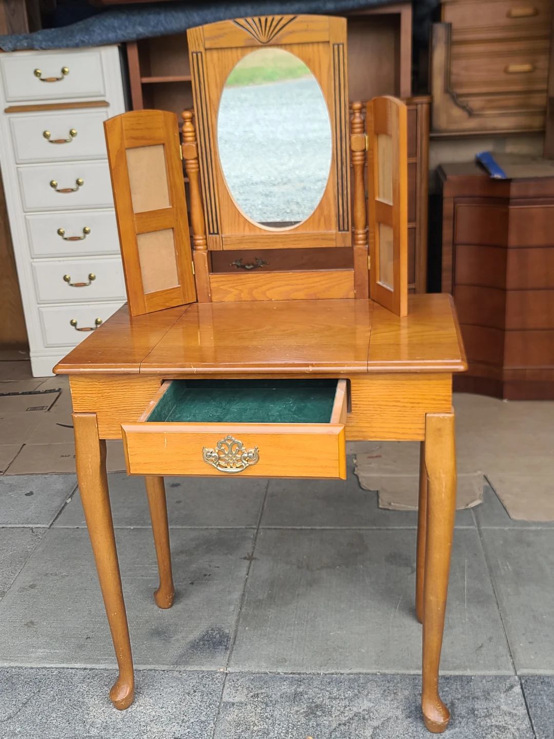 Oak Vanity Table with Tri-Fold Mirror and Drawer - photo 2