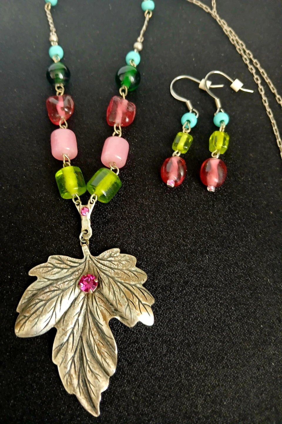 Leaf Pendant Necklace and Earring Set