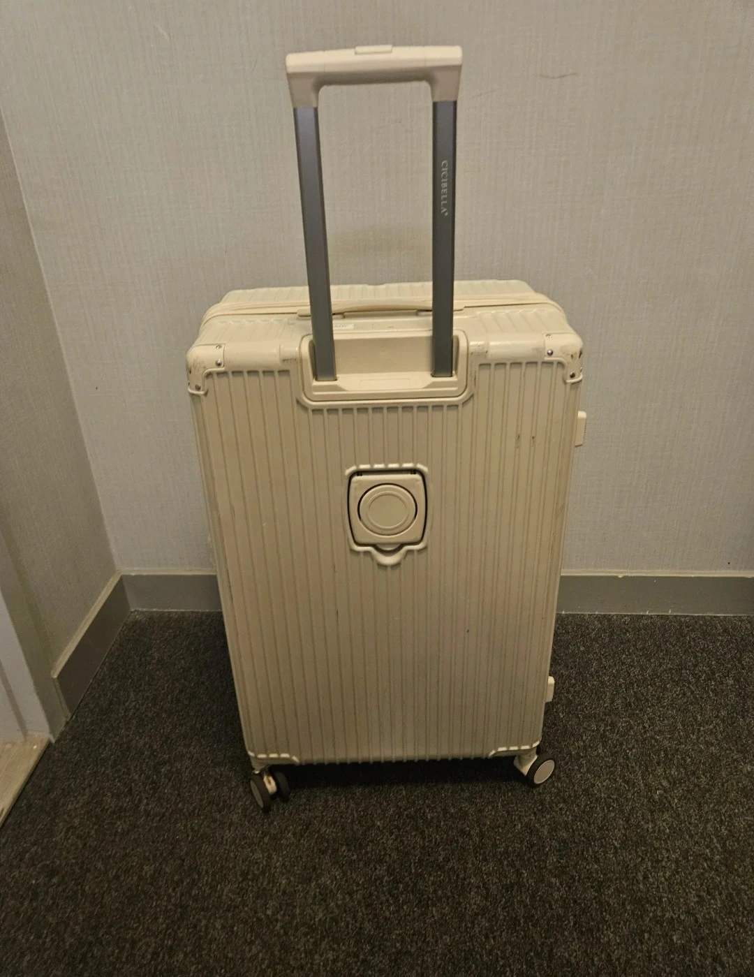 CIICHELLA Luggage Spinner Expandable Suitcase - photo 2