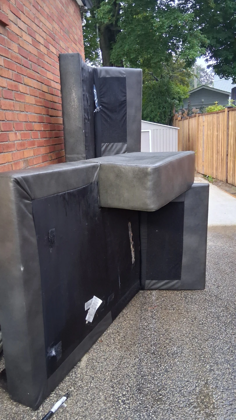 2 piece sectional - photo 2