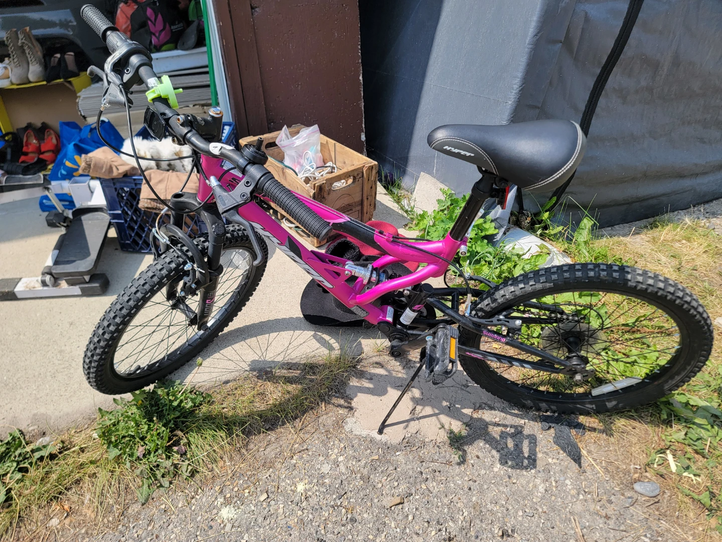 Hyper Swift Pink Girls Mountain Bike