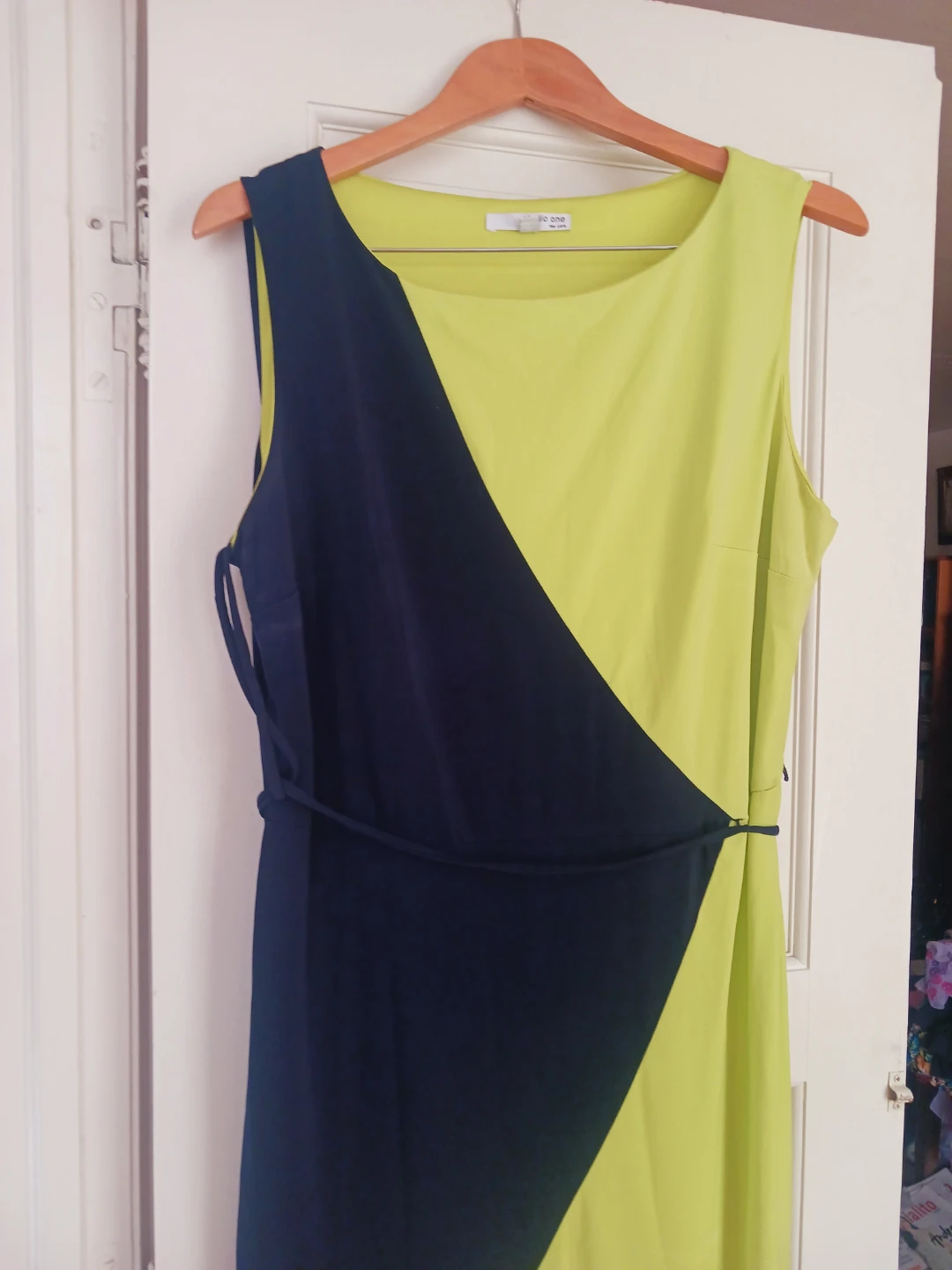 Beautiful Geometric Lime Green & Blue Dress. 16.