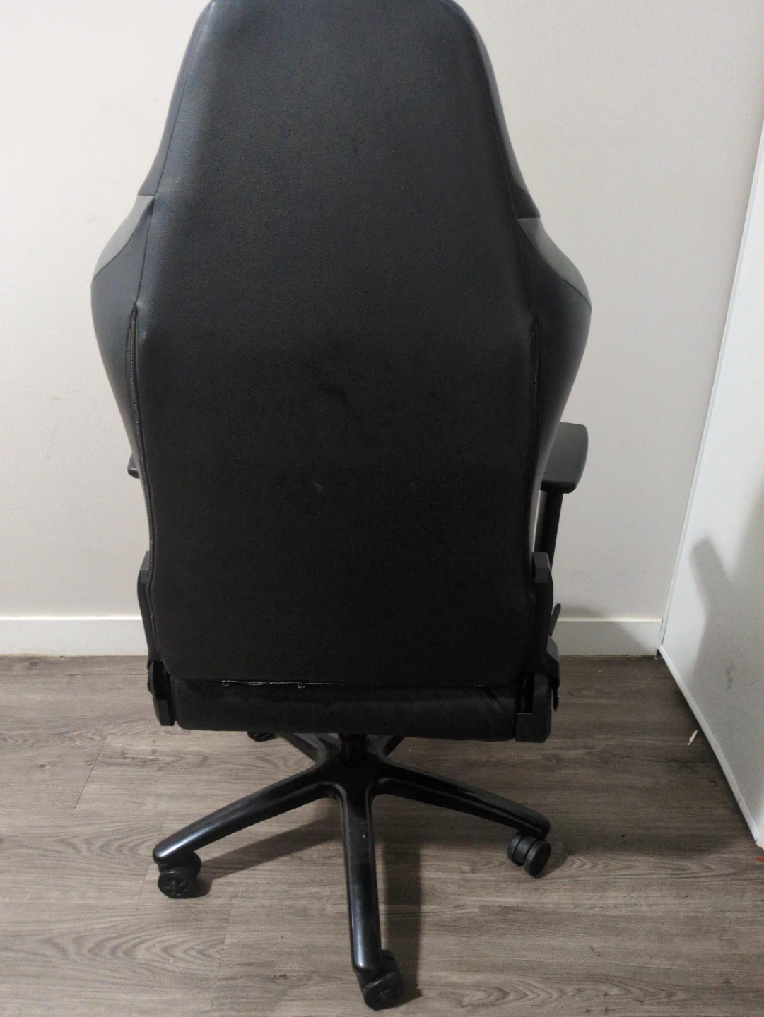 Gaming Chair - photo 2