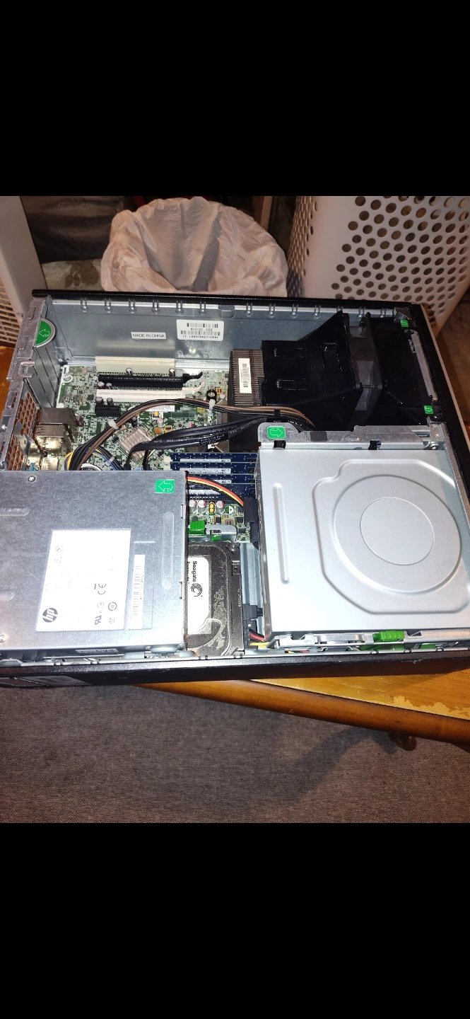 HP Compaq 8200 Elite Small Form Factor PC - photo 4
