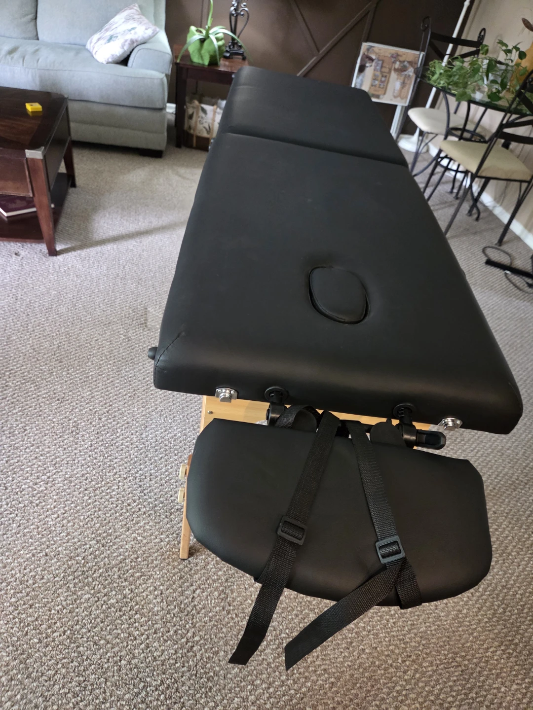Yaheetetch 2-Fold Massage Table Black - photo 4