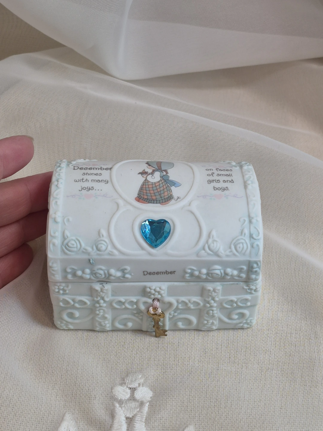 Porcelain Precious Moments December Birthday Trinket.. - photo 4