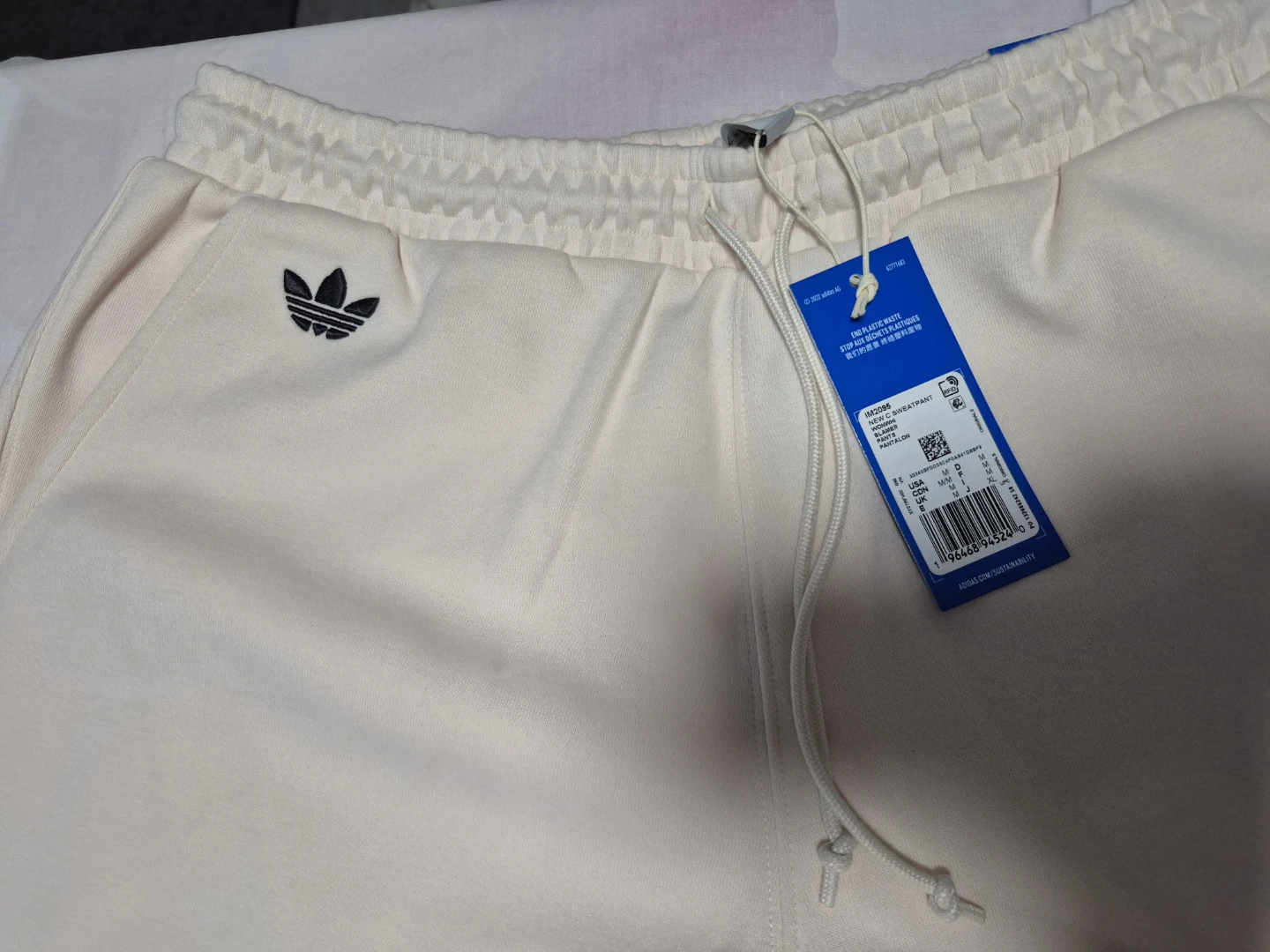 BNWT Adidas Sweatpants - Size M - Cream - photo 3