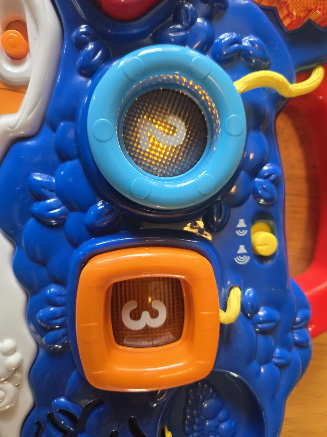 VTech Sit-to-Stand Learning Walker – Lights & Sounds - photo 3