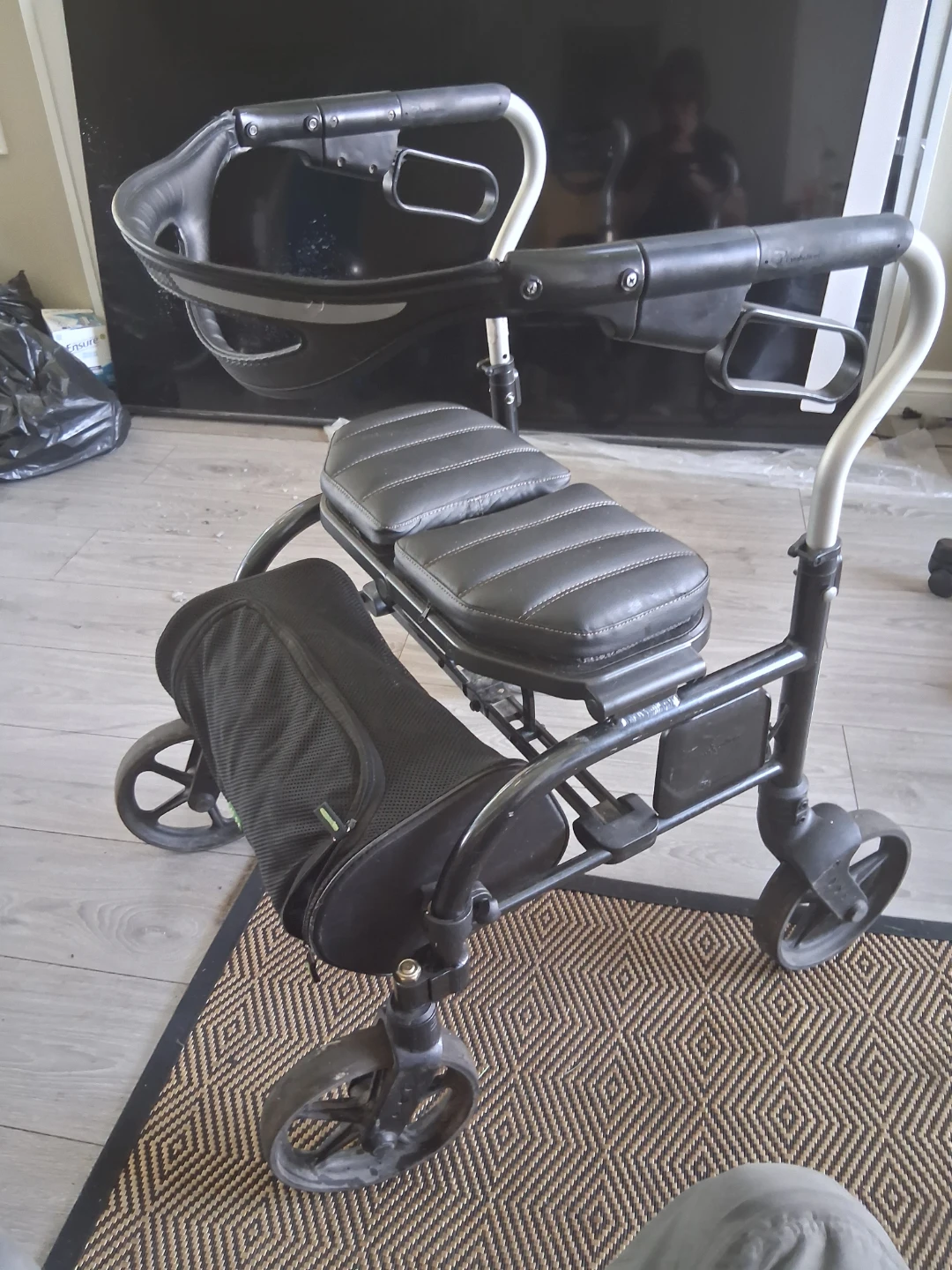 Rollator Walker with Seat ** high quality** - photo 2