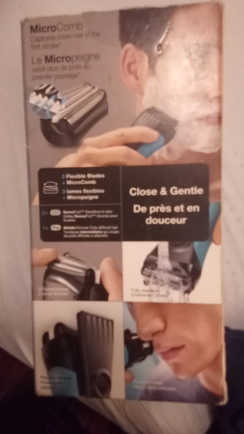 Braun Series 3 ProSkin Electric Shaver - photo 2