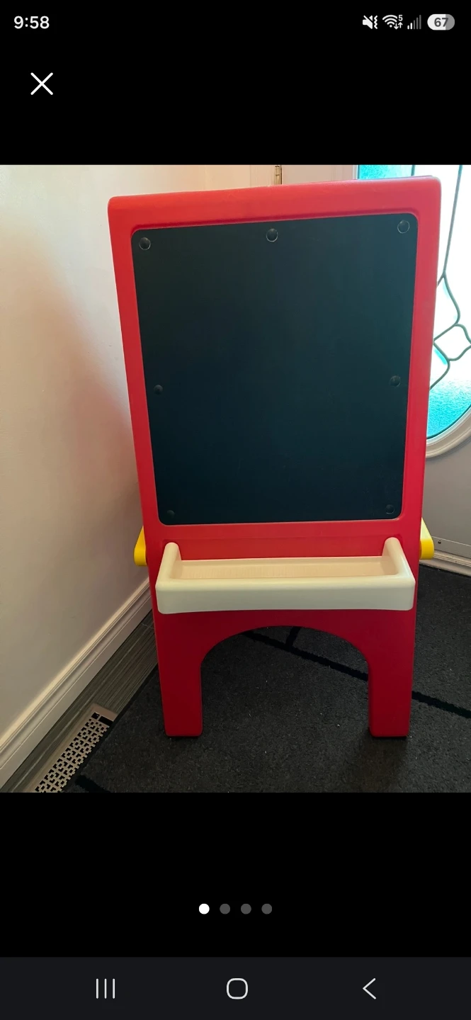 Red and Black Double-Sided Art Easel