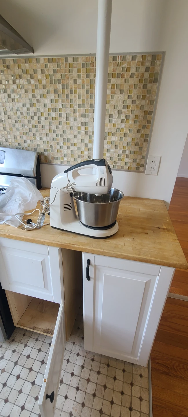 Breville Hand Mixer with Stainless Steel Bowl