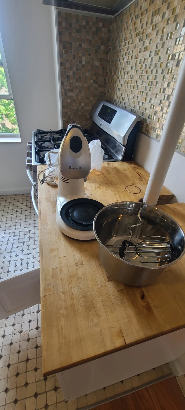 Breville Hand Mixer with Stainless Steel Bowl - photo 2