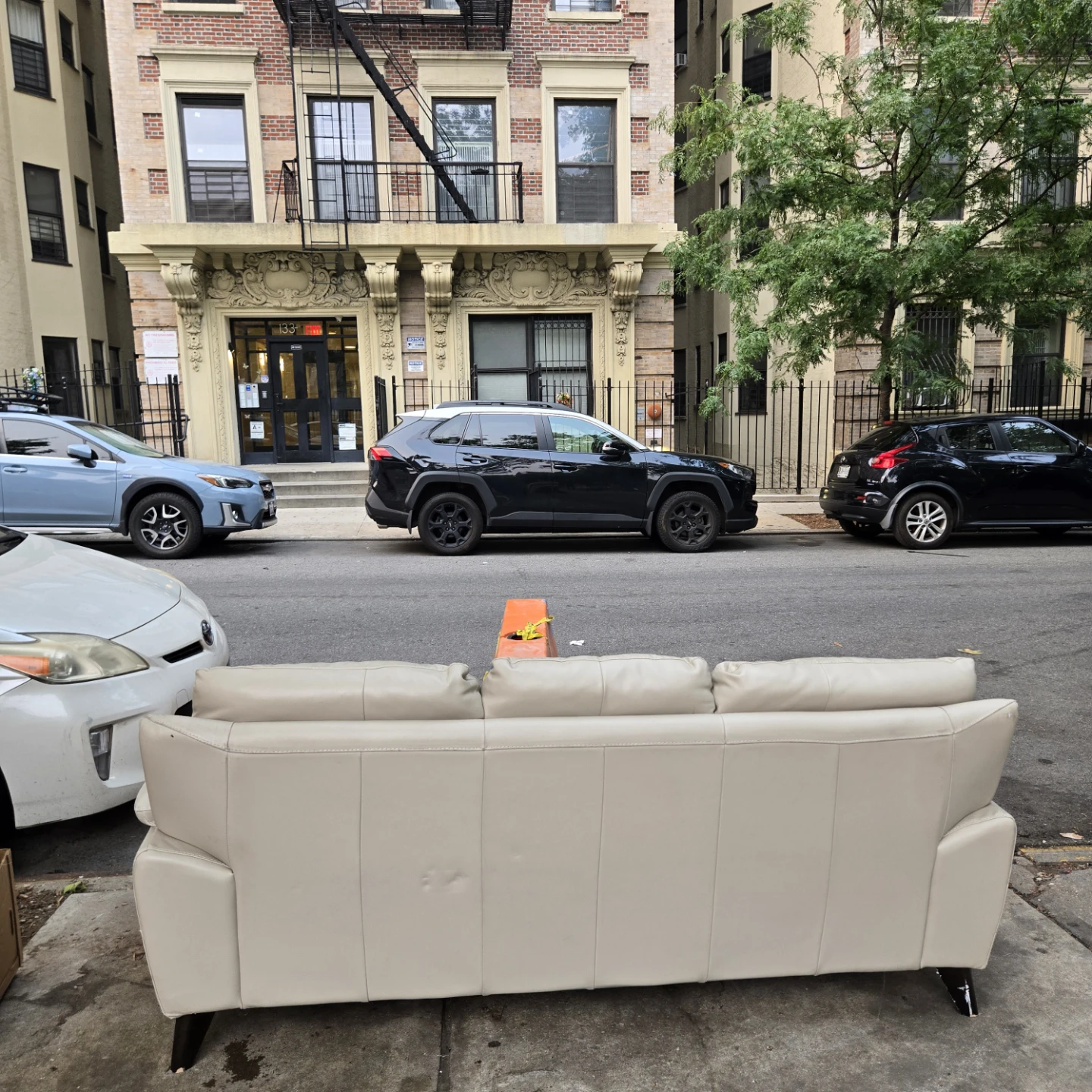 FREE Cream Leather Sofa - CURB ALERT!!! - photo 2