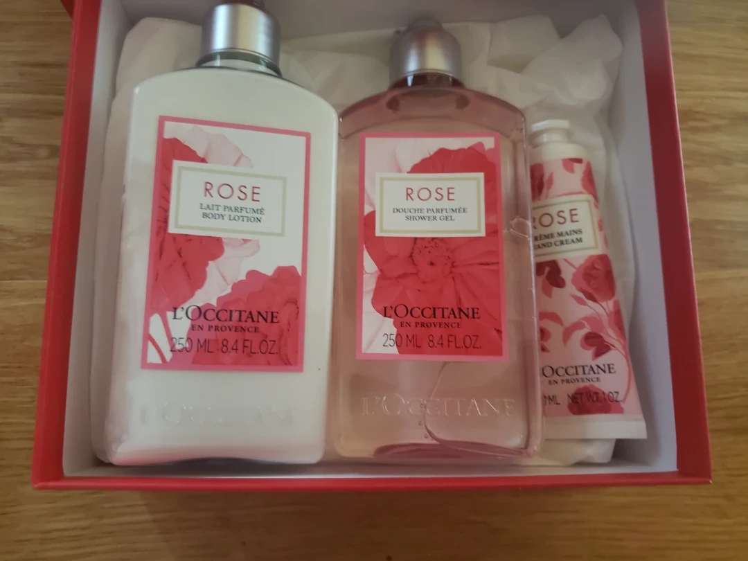L'Occitane gift box Rose body lotion shower gel hand cream New