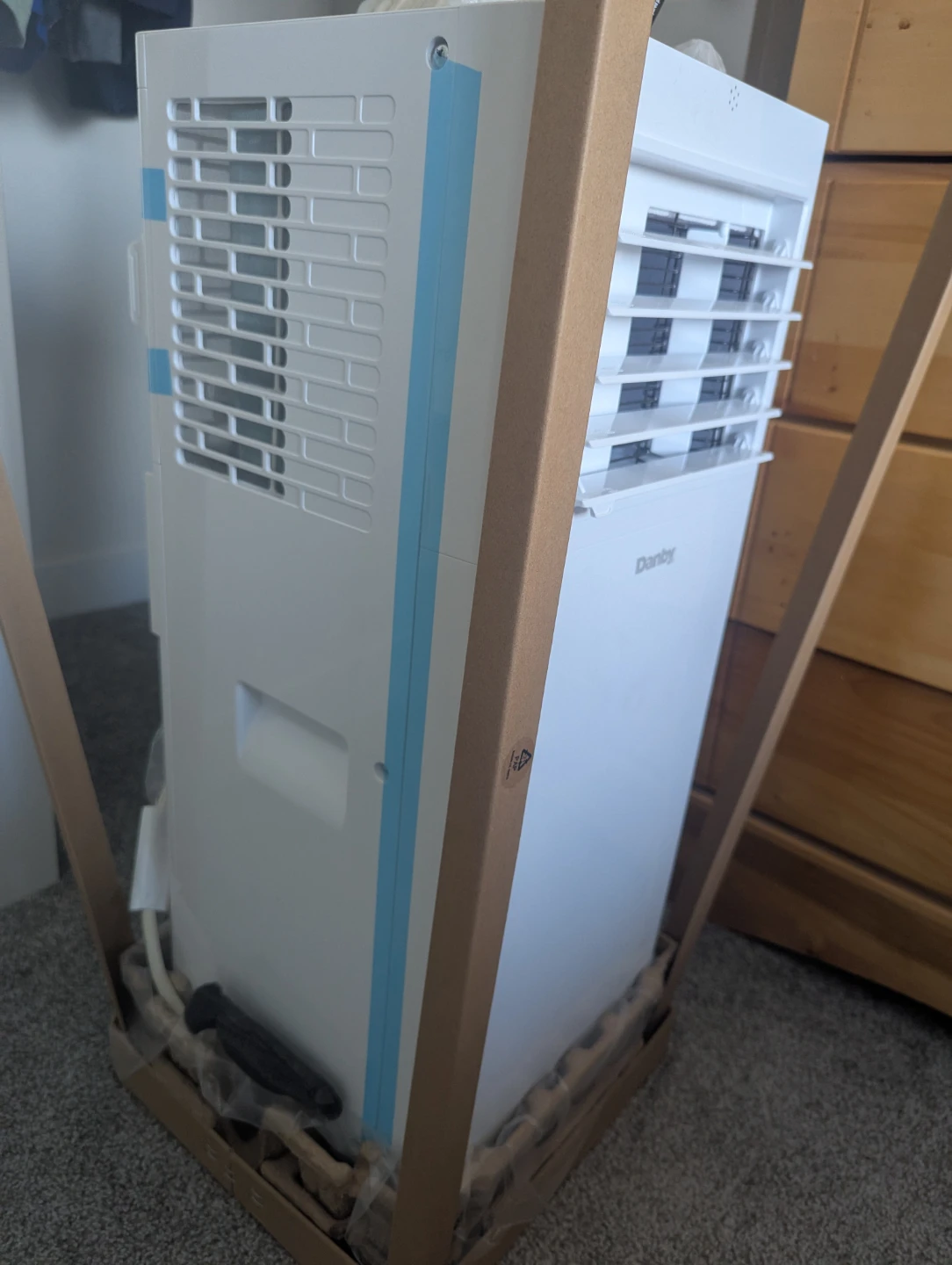 Danby 5,100 SACC/ 8,500 BTU Portable Air Conditioner - photo 5