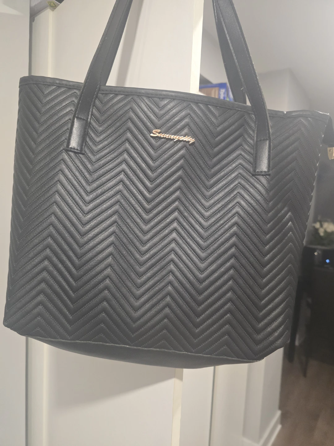 Seagulllady Quilted Tote Bag - Black