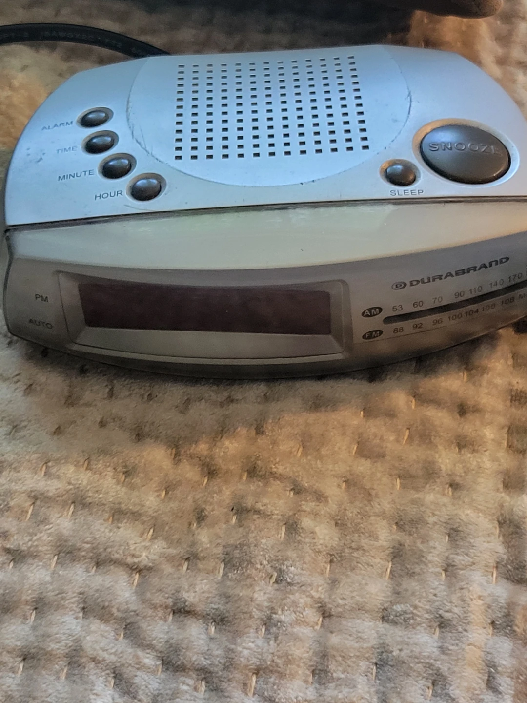 Durabrand AM/FM Alarm Clock Radio