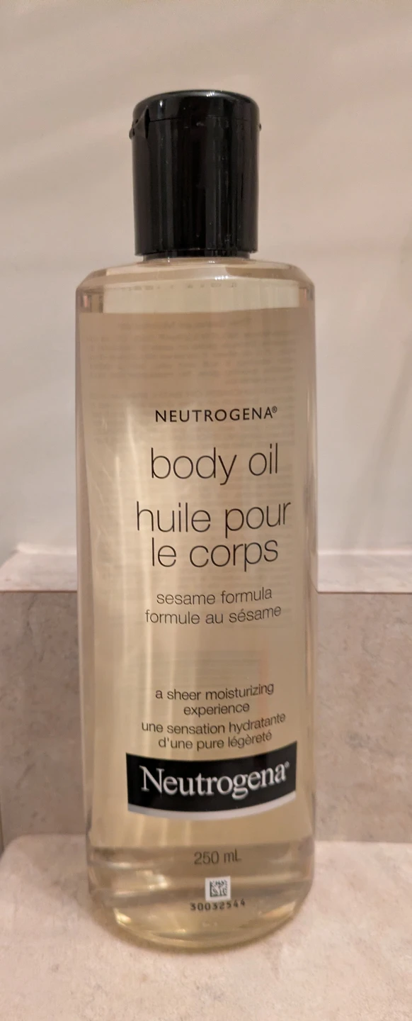 Brand New Neutrogena Body Oil - Sesame Formula 250 ml