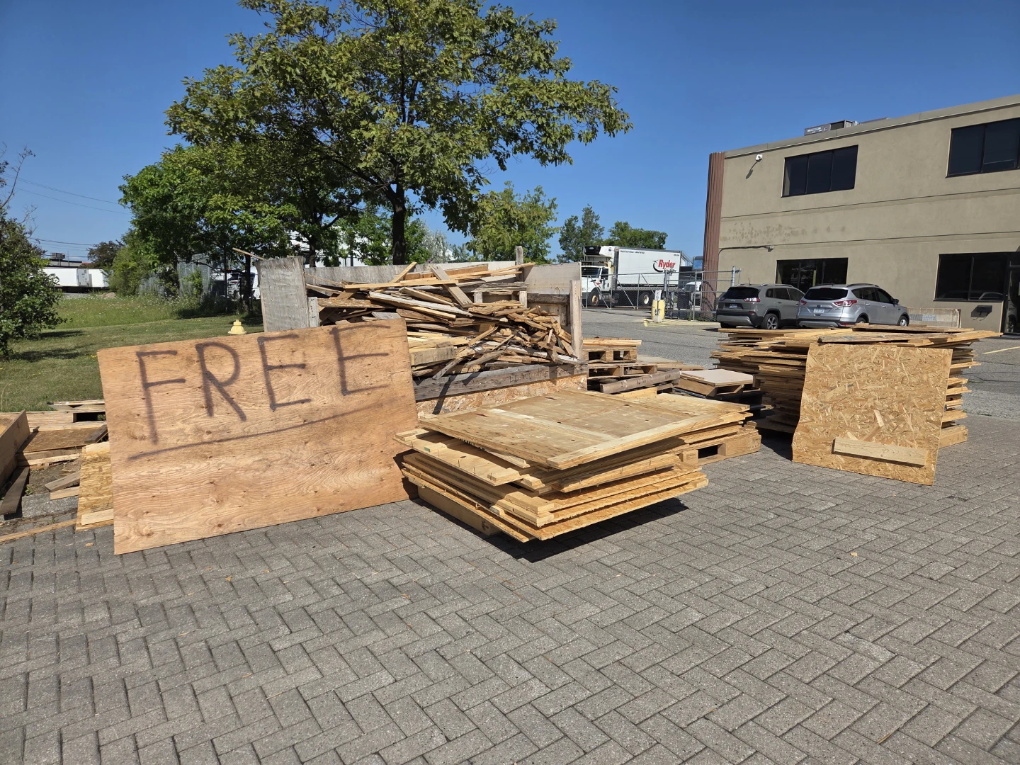 free foam / cardboard / wood - photo 5