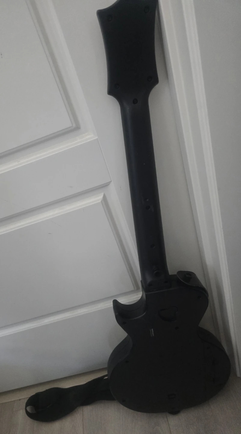 Nintendo: Wii Guitar Hero Les Paul - photo 2