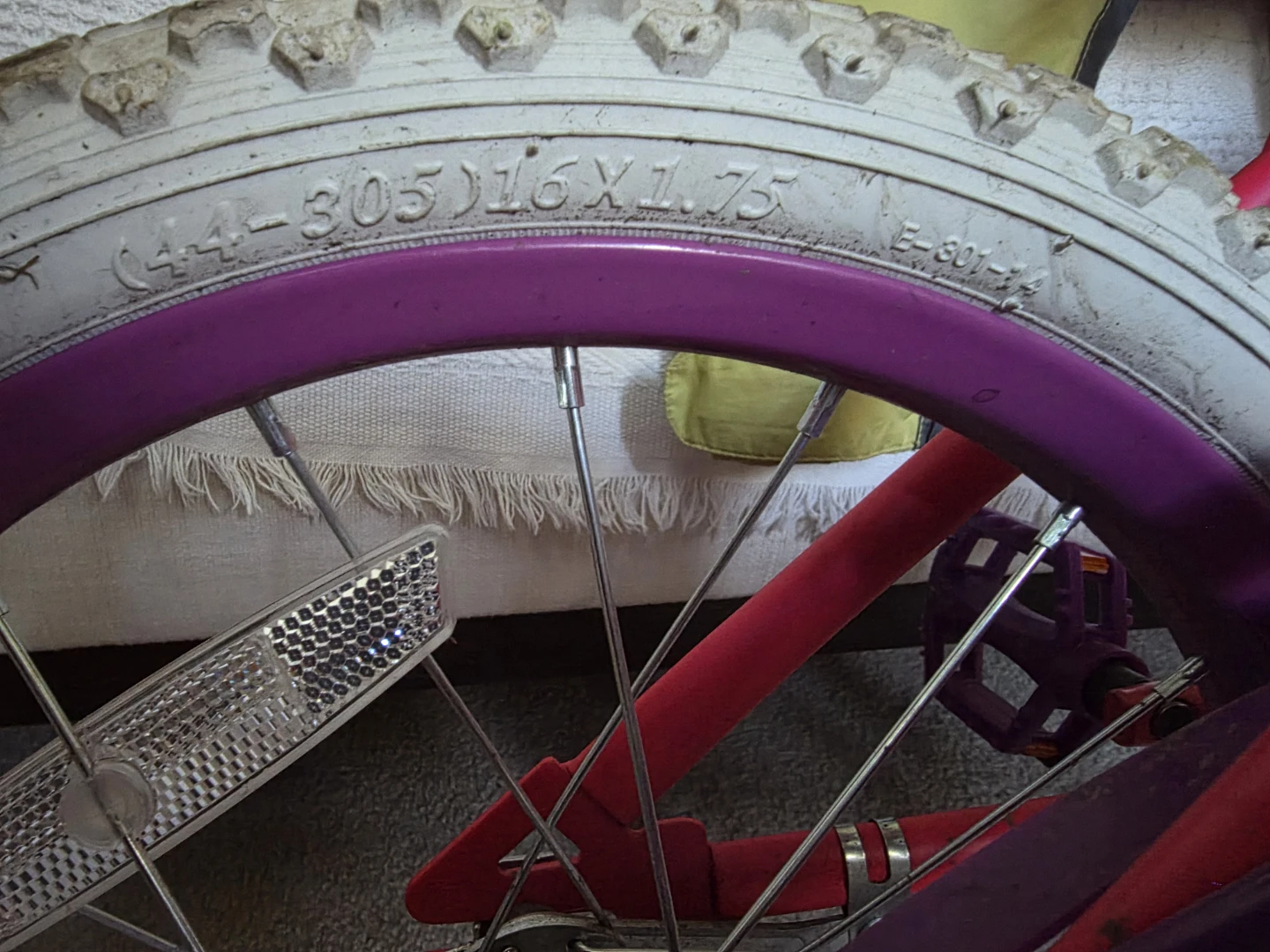Pink and Purple Move-It "Razzle" Kids Bike - photo 2