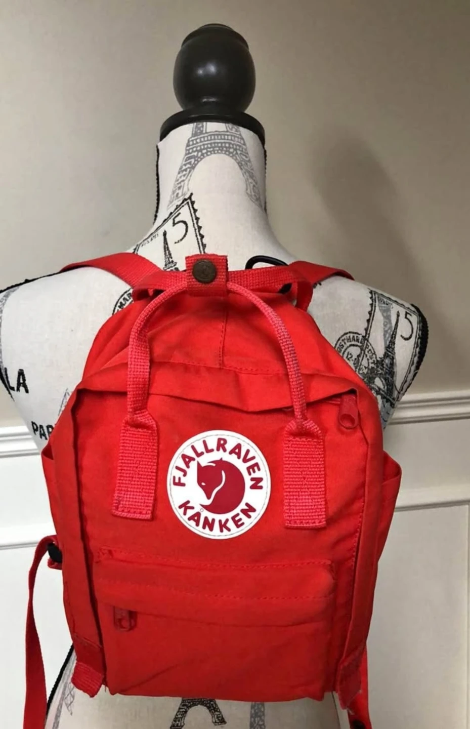 Small Fjallraven Kanken Bag