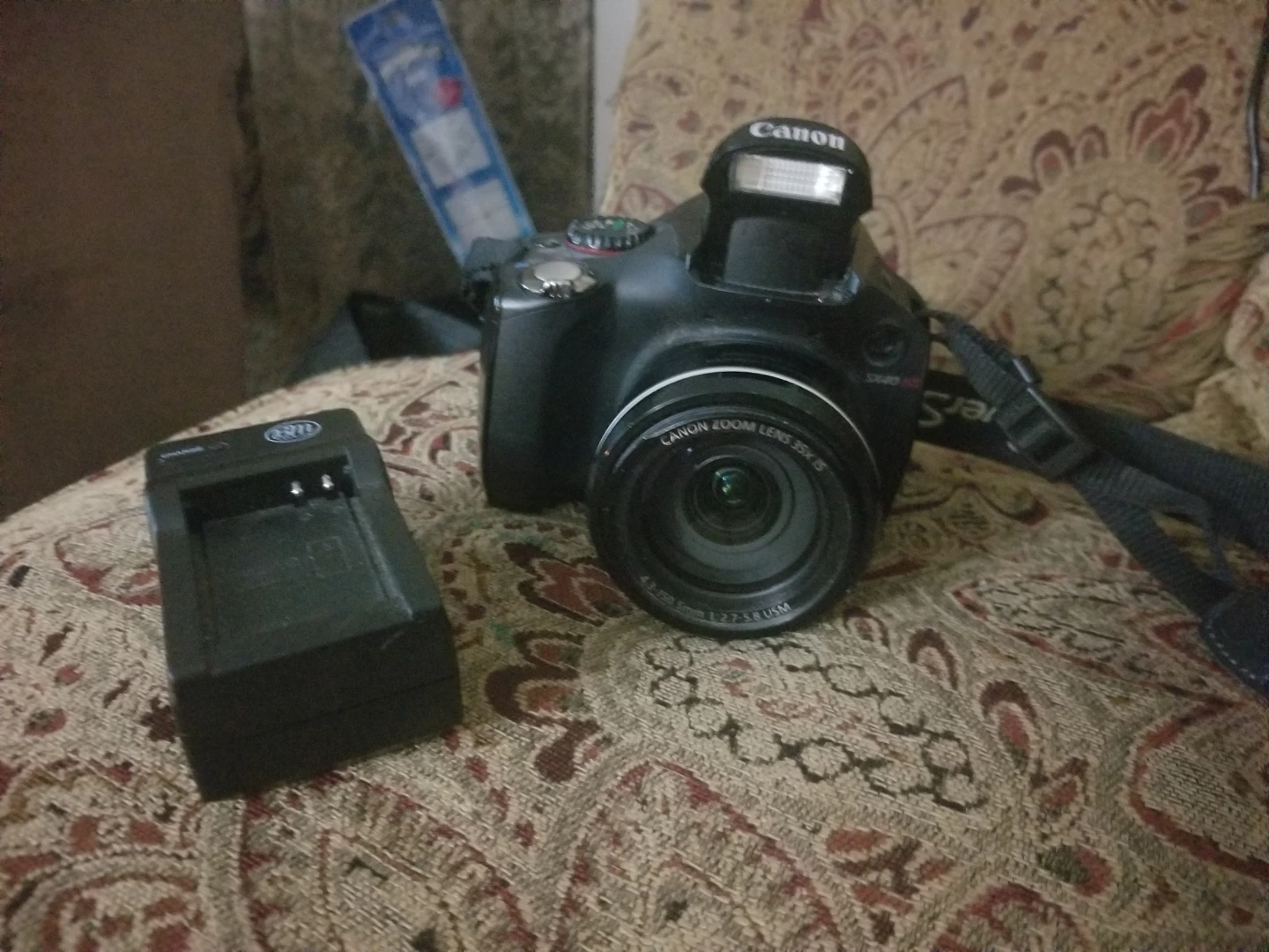 Canon Zoom Lens 35x IS Digital Camera - photo 3
