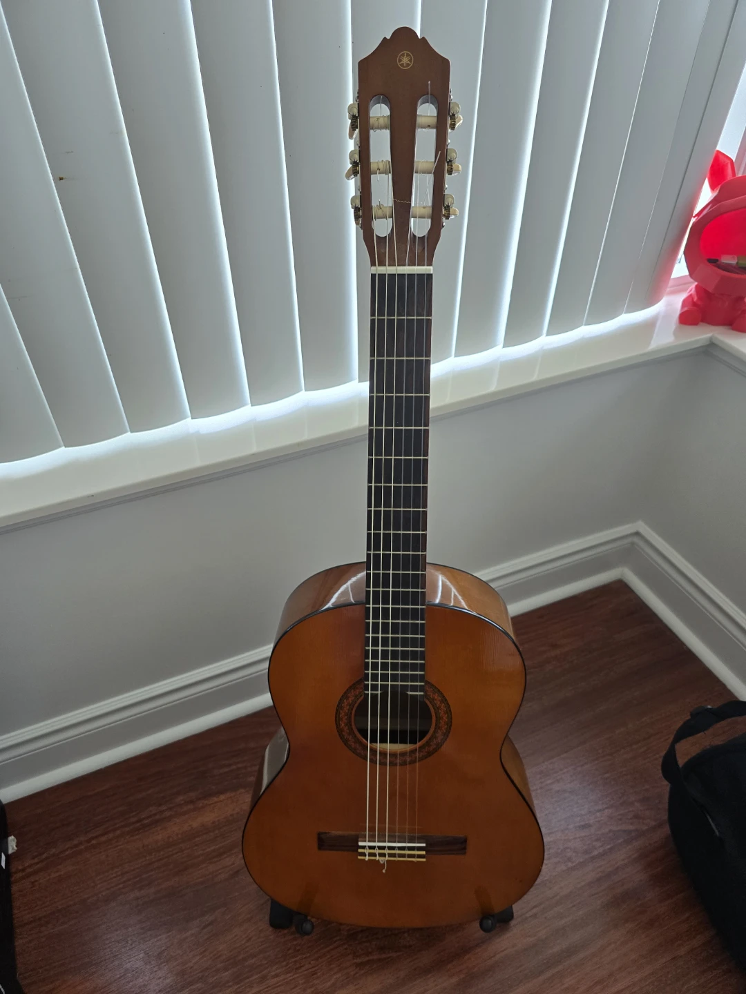 Yamaha C40 Classical Guitar