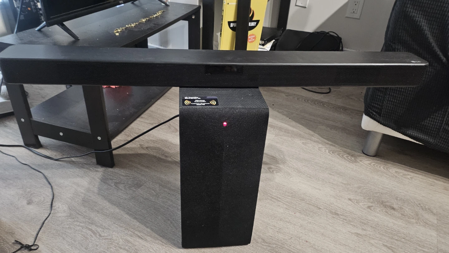 LG Wireless Sound Bar with Subwoofer