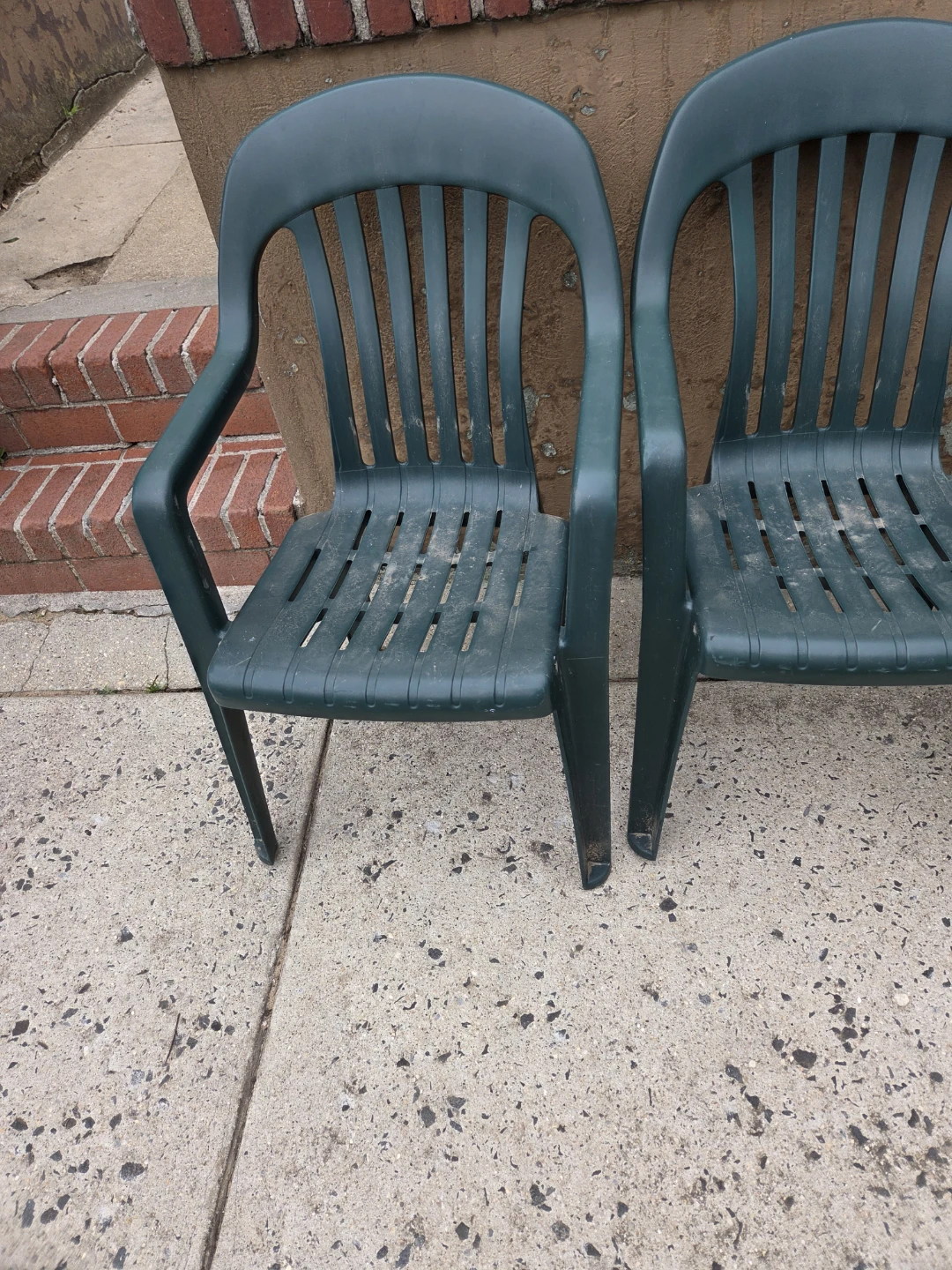 Dark Green Plastic Patio Chairs (Set of 4)