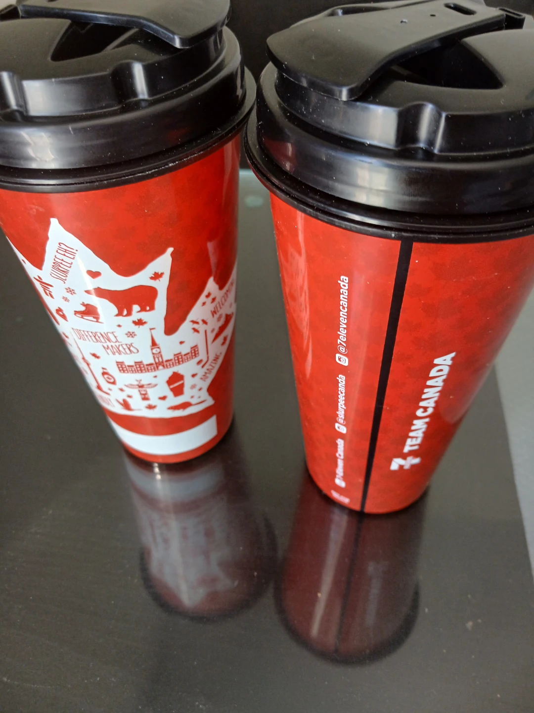 New 7-Eleven Canada Reusable Coffee Cups - Set of 2 - photo 2
