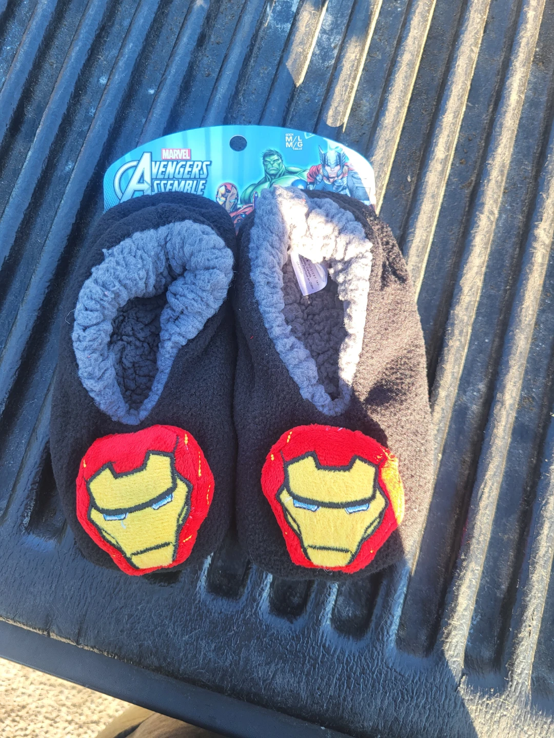 Marvel Avengers Assemble Iron Man Slippers - photo 2