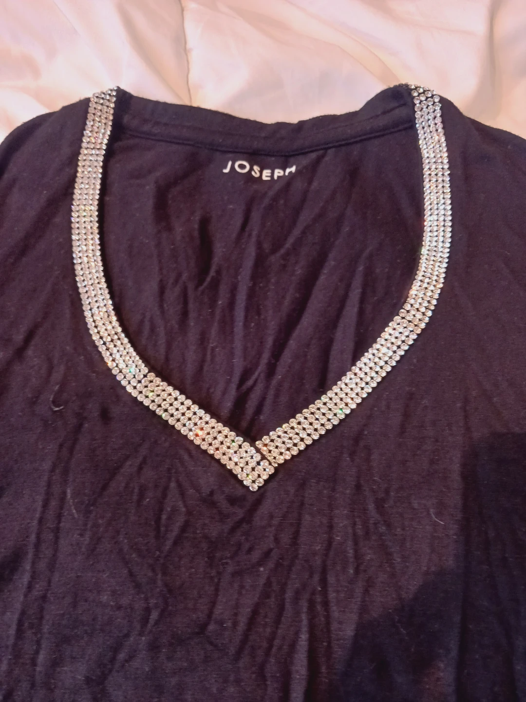 JOSEPH SAKS FIFTH AVENUE Black Embellished V-Neck Top. Size M - photo 2