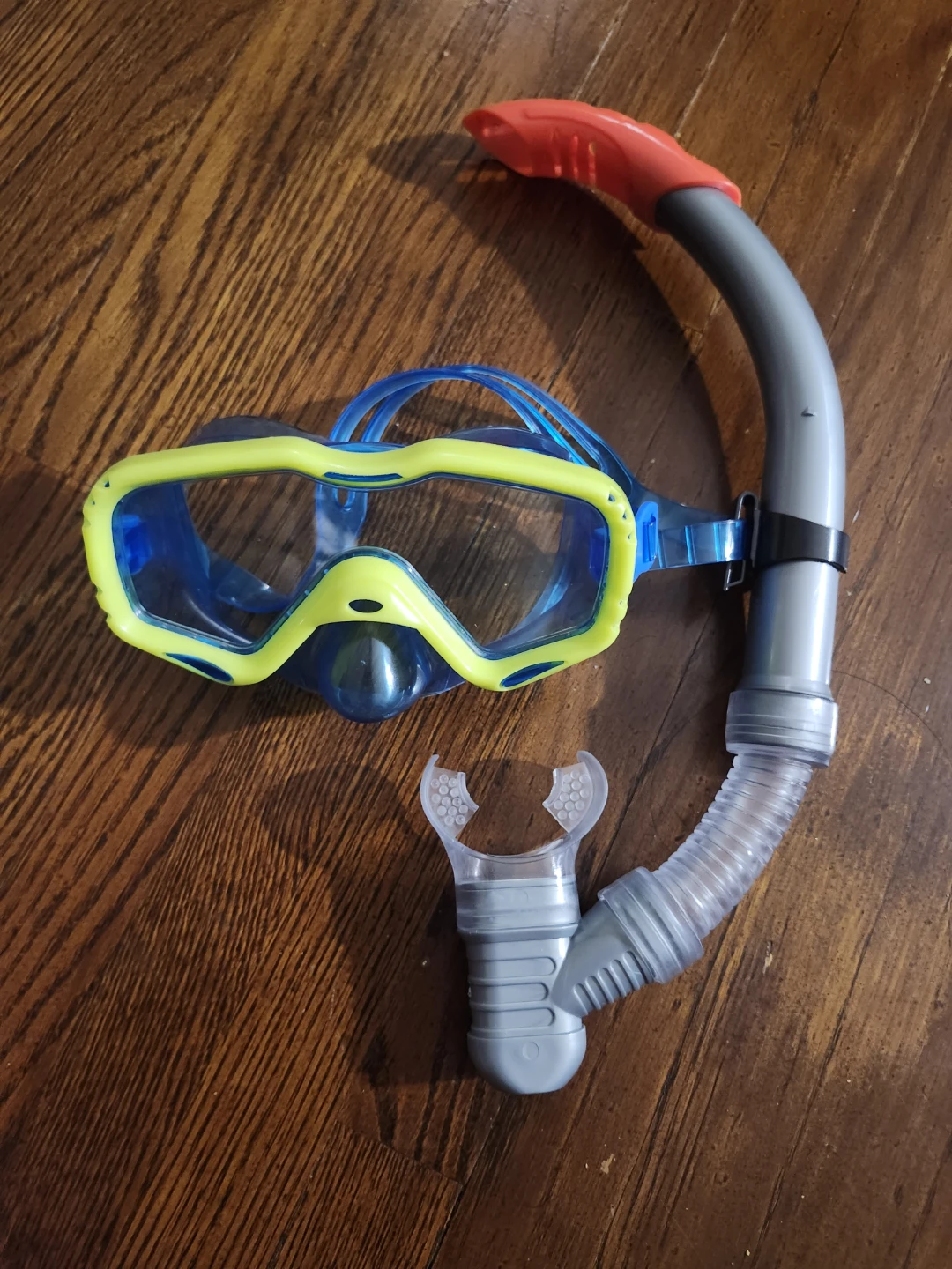 Kids Snorkel Mask and Tube Set