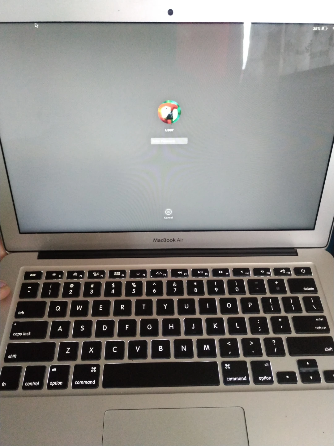Apple MacBook Air A1466 Laptop