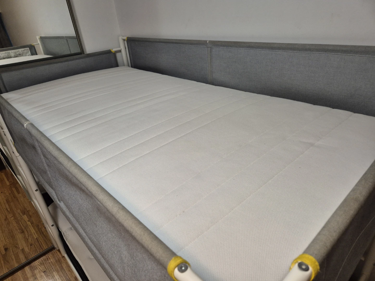 IKEA VITVAL Bunk Bed + twin mattress - photo 4