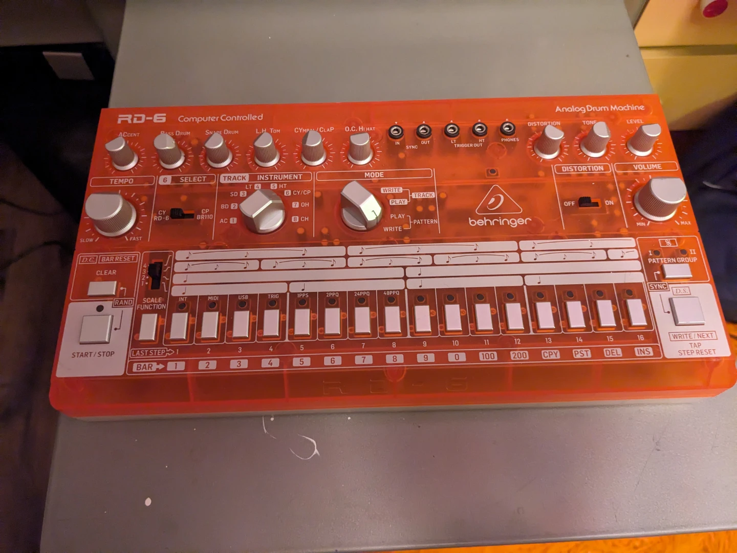 Behringer RD-6 Orange/ White Translucent Plastic