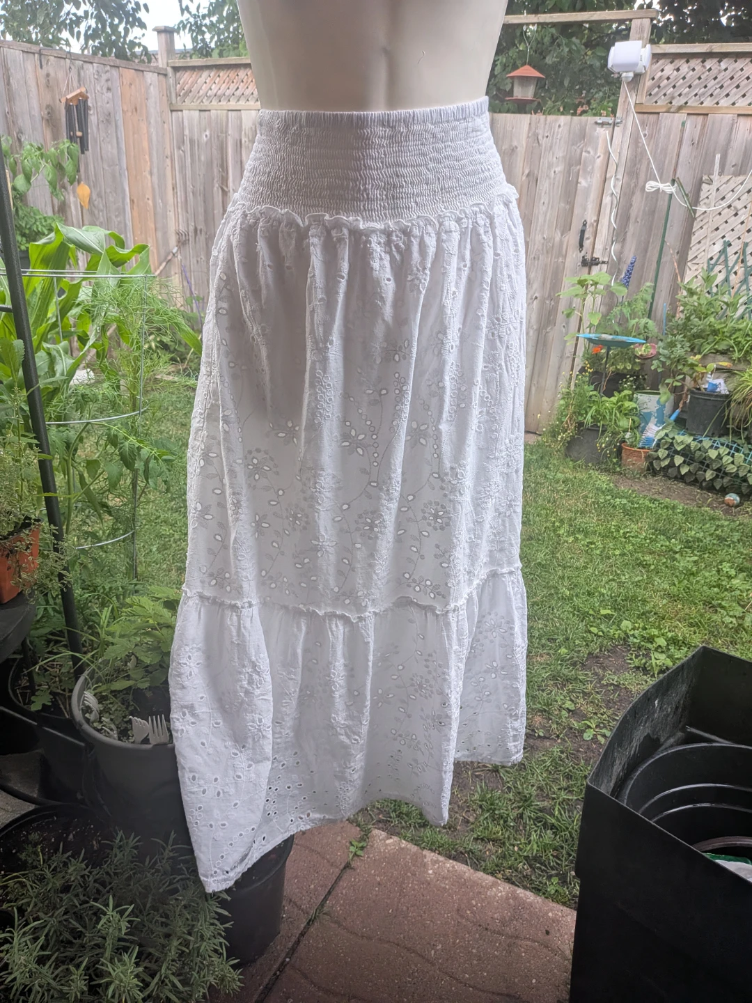 White Broderie Anglaise Maxi Skirt - Jennifer & Grace